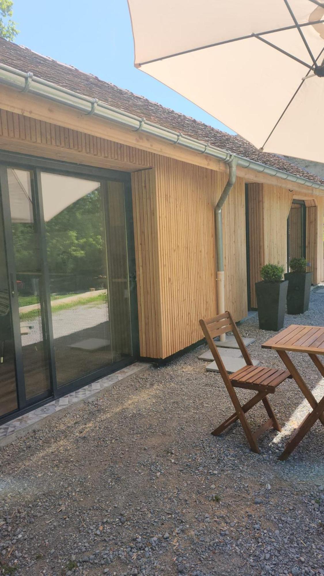 Lodge Du Chateau De Feschaux Villeneuve-sous-Pymont 외부 사진